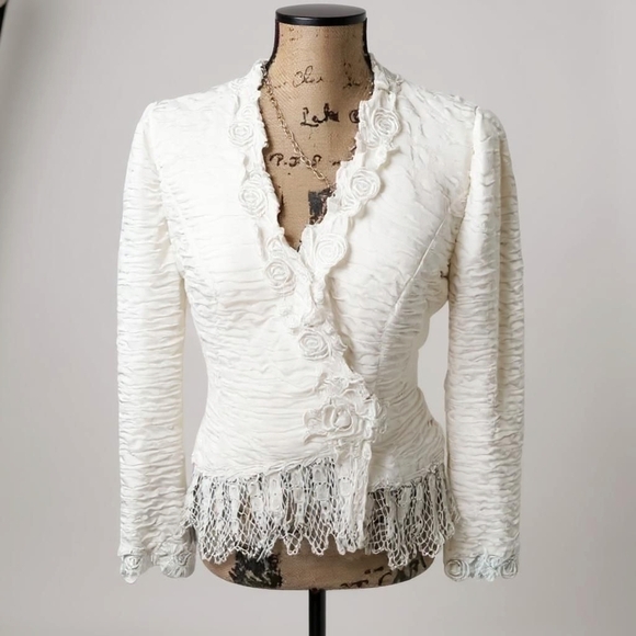 Cachet by Bari Protas ruffles and pearls vintage shacket.  Size 9/10 Large - Picture 1 of 11
